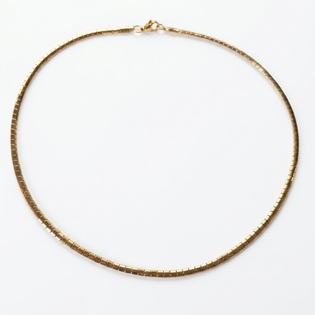 Omega Chain Necklace — Clean Studio | Generated by Modelize