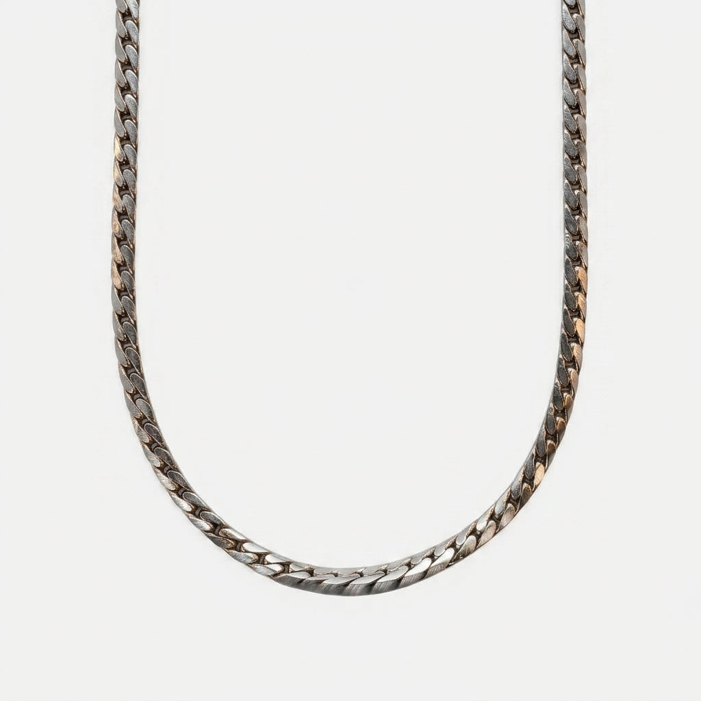 Chain Necklace — Clean Studio | Generated by Modelize