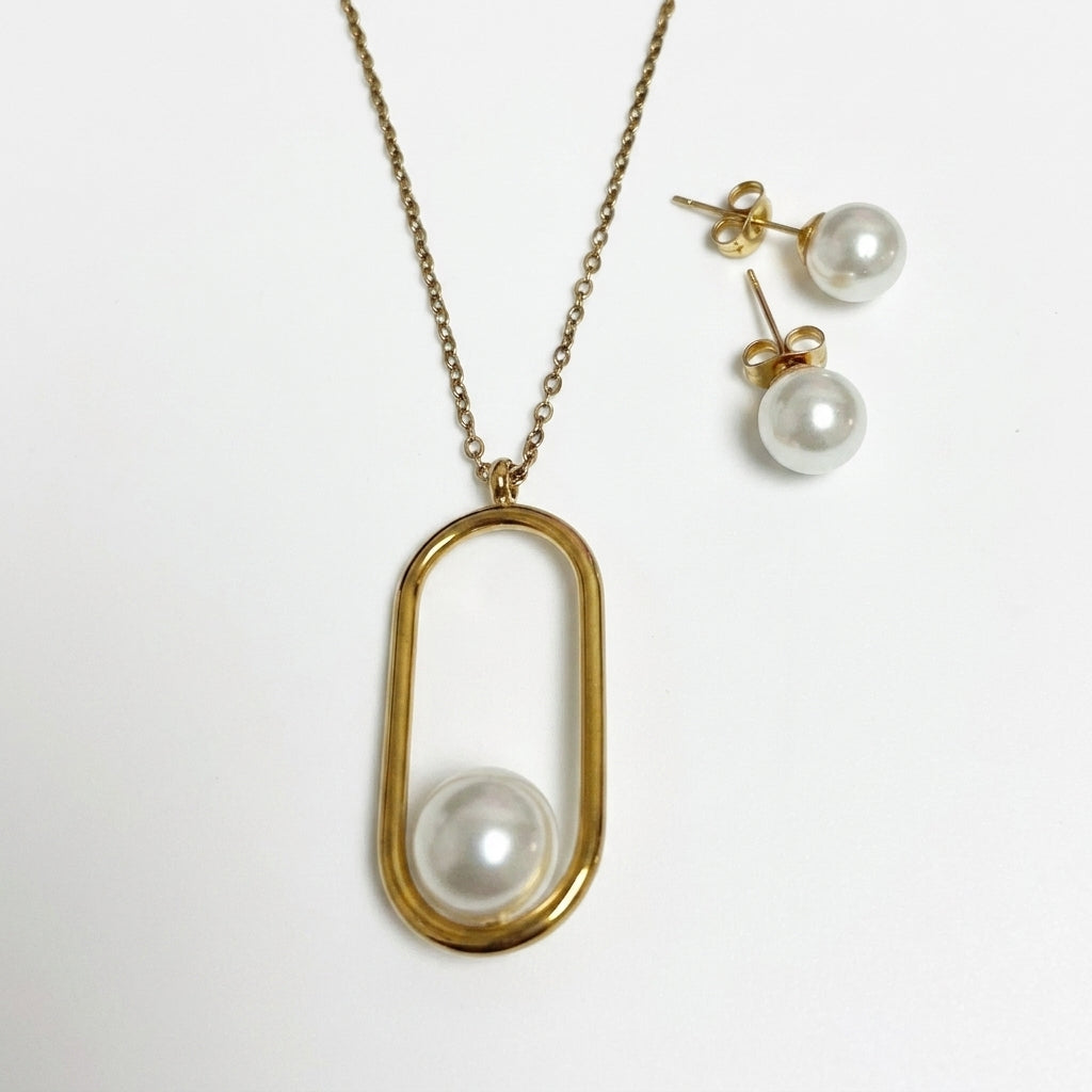 Jewelry Set (Necklace and Earrings) — Clean Studio | Generated by Modelize