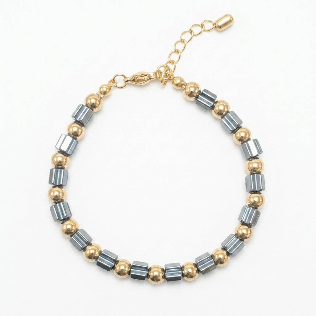 Bracelet — Clean Studio | Generated by Modelize
