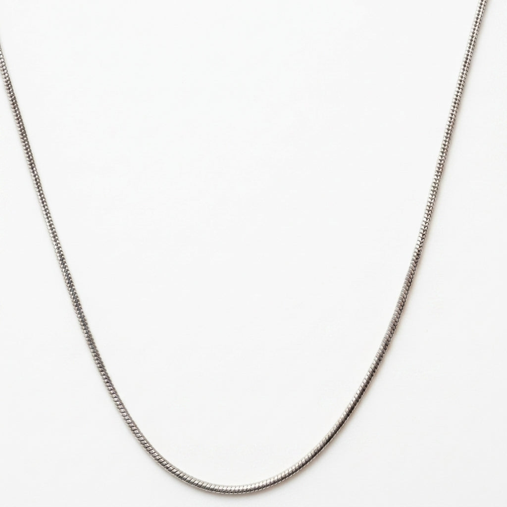 Chain necklace — Clean Studio | Generated by Modelize