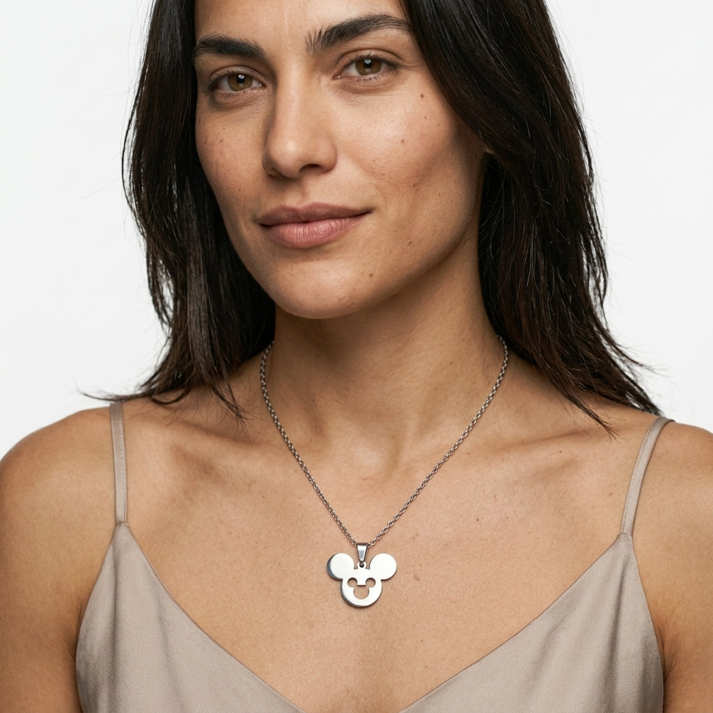Pendant Necklace — On Model — Accessories Focus | Generated by Modelize