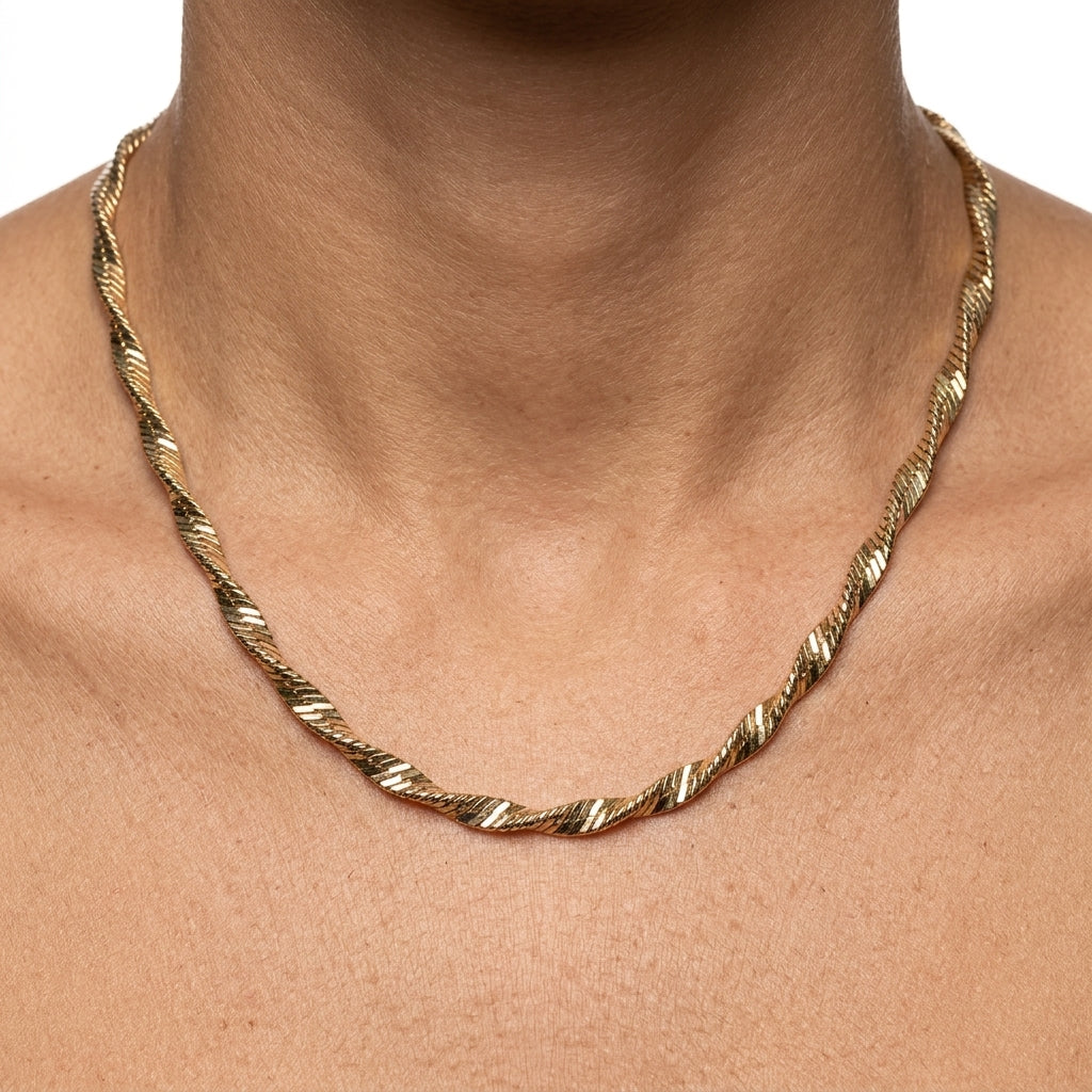 Chain Necklace — Clean Studio | Generated by Modelize
