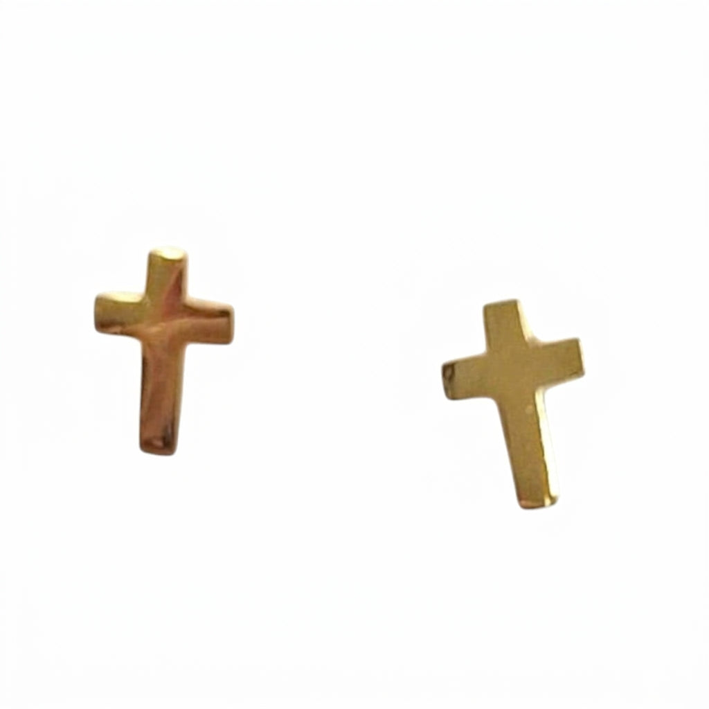 Stud earrings — Clean Studio | Generated by Modelize