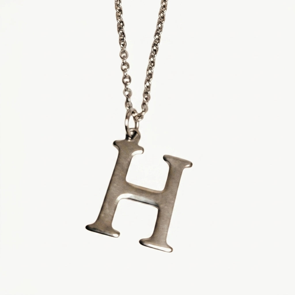 Initial Pendant Necklace — Clean Studio | Generated by Modelize