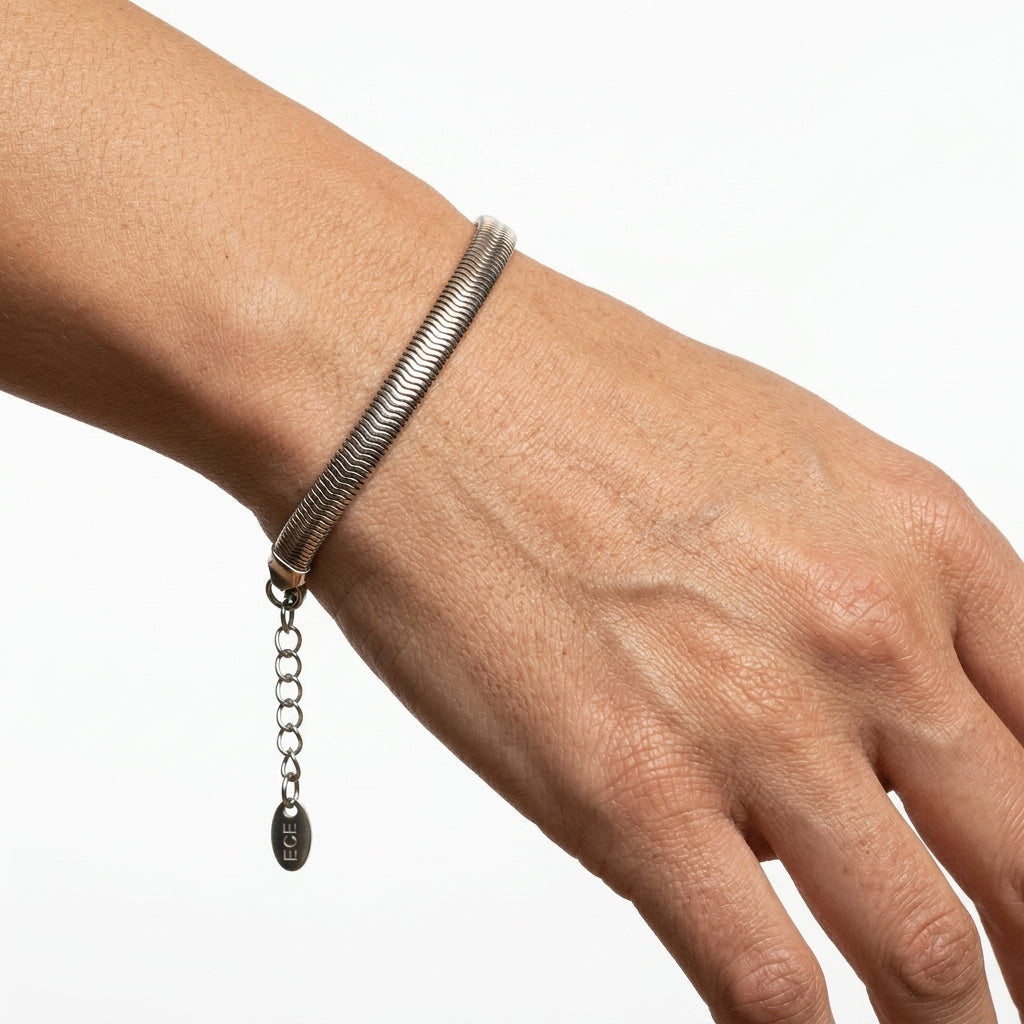 Bracelet — On Model — Accessories Focus | Generated by Modelize