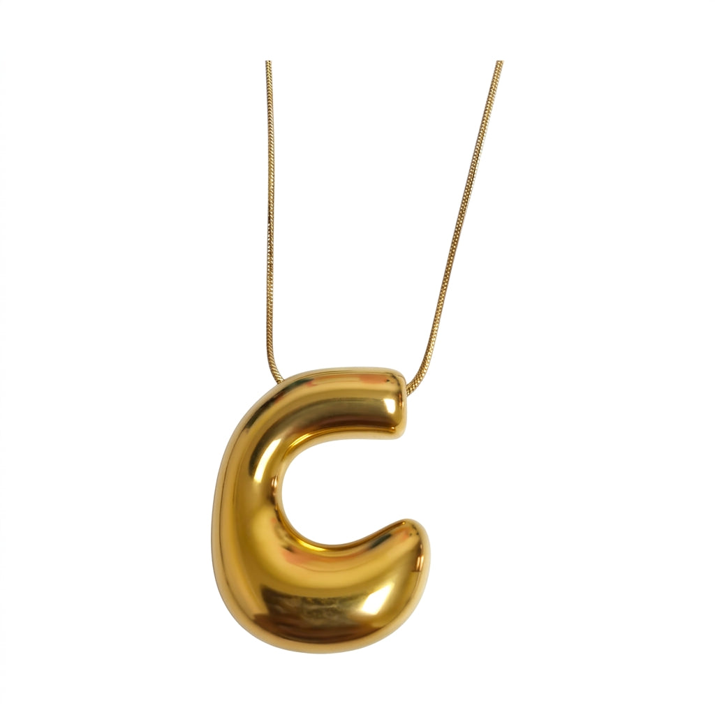 Initial Pendant Necklace — Clean Studio | Generated by Modelize