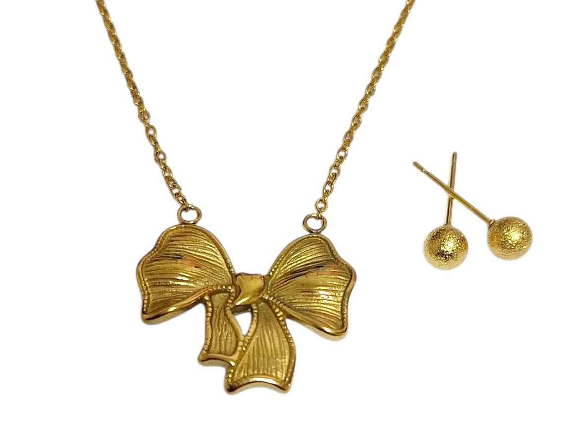 Pendant & Earring Set - Jewelry and more